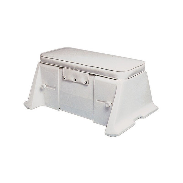 Chest for dinghies and service prams 2